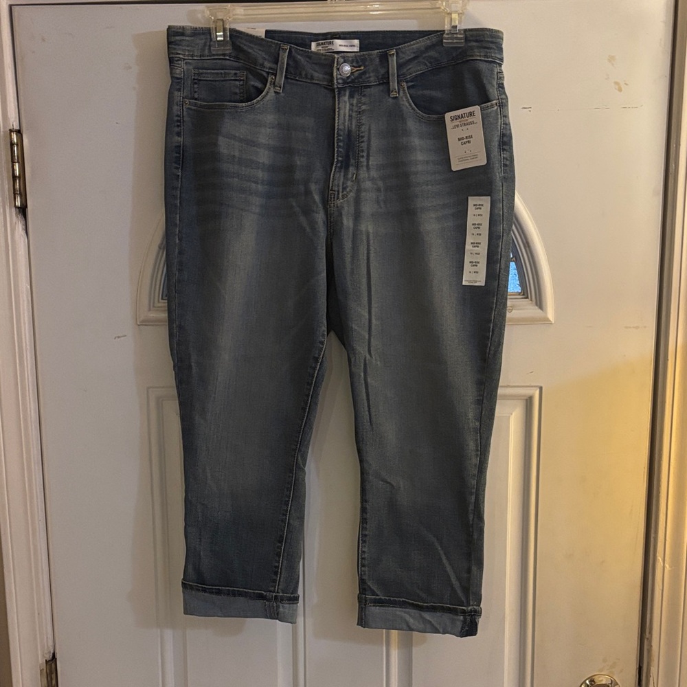 Levi's Blue Ankle Cropped Jeans
